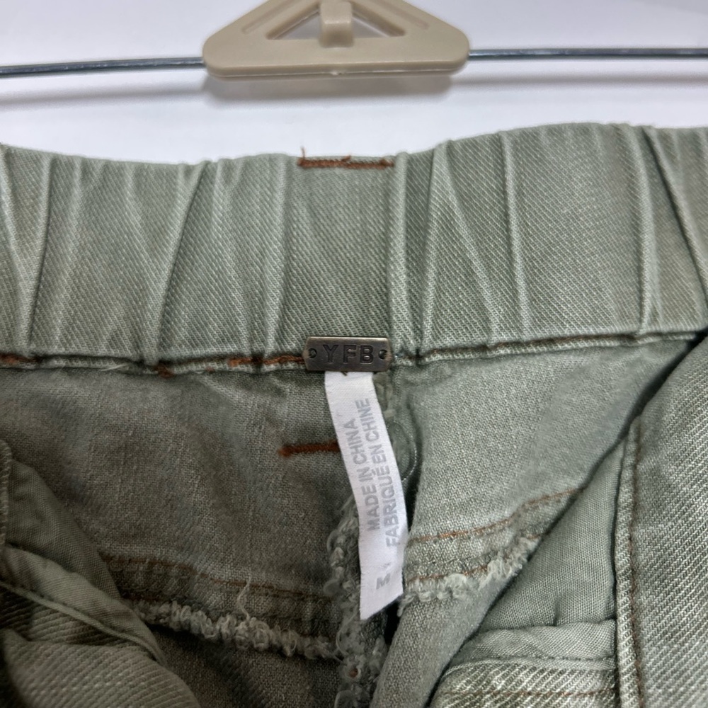 Young Fabulous & Broke YFB Workwear Green Wide Leg Pants Size Medium 90s utility - Picture 11 of 13